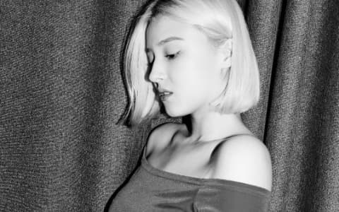 MOMOLAND-Nancy後台更衣被偷拍！頒獎禮保護藝人隱私不足引憂