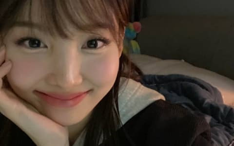 TWICE娜璉積極發訊息竟被粉絲已讀不回？網揭真相狂喊抱歉！