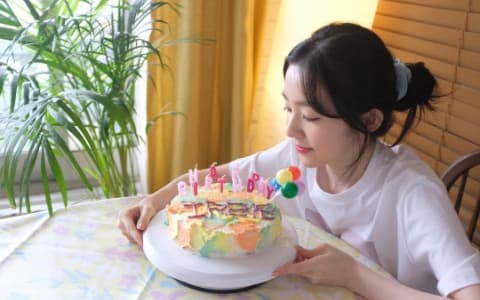 Red Velvet成員Irene爭議事件後...Yeri公開傳送祝福卻遭韓網友批評?