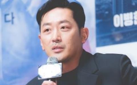 43歲河正宇要有妹妹了！後媽只比他少6歲…韓網超震驚「爸爸真有精力」