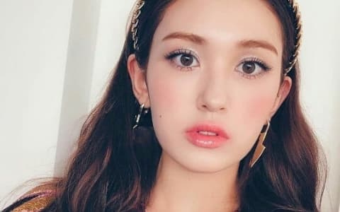 Somi 節目中突爆前男友本名大罵「狗崽子」XD 網友笑翻:超失控