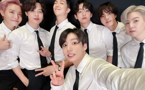 BTS 時隔兩年洛杉磯開唱⋯門票飆漲1800萬韓元！網看傻：黃牛無極限
