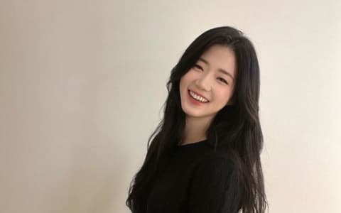 《單身即地獄》宋智雅假貨爭議爆發後...申芝燕參加名牌活動也被關注？