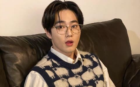 EXO隊長Suho正式退伍！上傳口號讓粉絲超感動！管理員爆料軍中生活狀態！