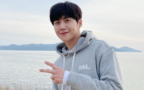 金宣虎擺脫「渣男爭議」後低調行善！事件曝光卻遭韓網友戲謔：一點都不低調