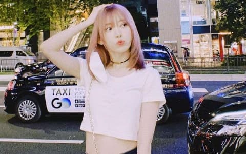 宮脇咲良生日應援引爭議⋯韓網友砲轟粉絲沒常識：偏偏在31節出現