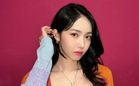 VIVIZ信飛自曝組合沒隊長理由！低谷後心情告白：堅信會再成爲小女友！