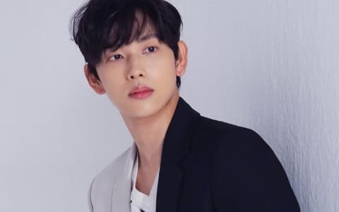 任時完主動幫助烏克蘭的方法引討論！BTS粉絲演唱會搶票失敗 主動捐款！