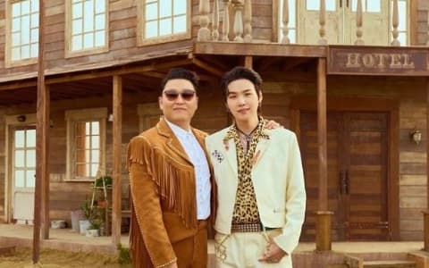PSY首次出演《我家的熊孩子》靠XX擄獲媽媽的心！自爆差點就要去割雙眼皮！