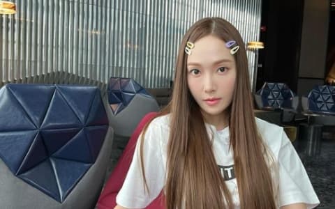 Jessica宣傳中國女團節目卻遭批？