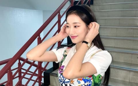 APRIL 李娜恩「孤立爭議」後暫停活動⋯⋯今天傳來了華麗復出的消息！