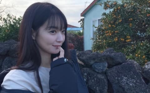捐贈天使申敏兒迎接年末慷慨解囊捐款2億6000萬！韓網稱讚：「讓人很有好感的情侶！」