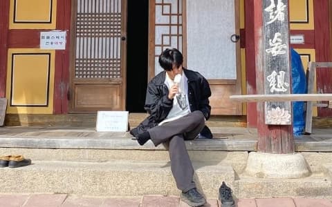 BTS成員RM到寺廟休息卻遇上荒唐事⋯⋯RM：「下次會安靜地去別的寺廟！」