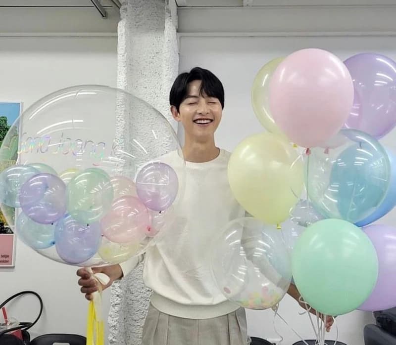Image Source l hi_songjoongki IG