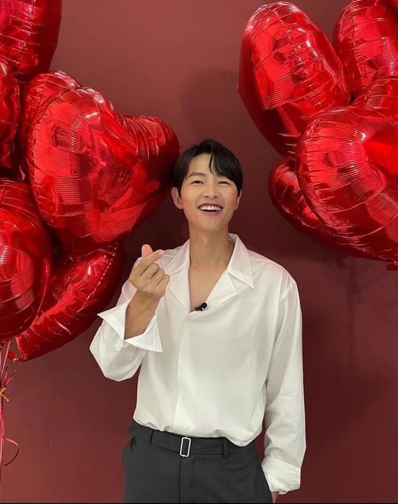 Image Source l hi_songjoongki IG