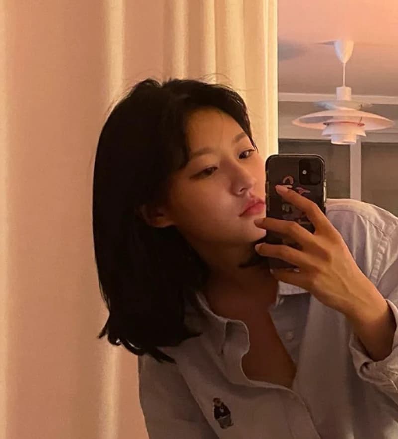 Image Source l ron_sae IG