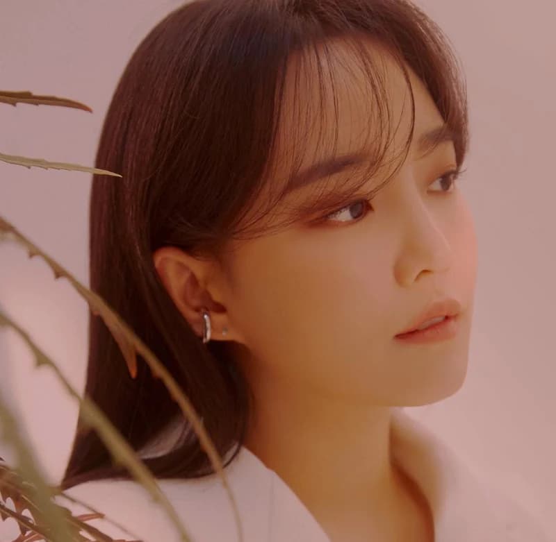 Image Source_Instagram | younha_holic