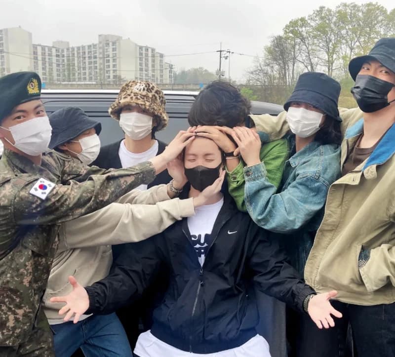 image source_instagram|jin