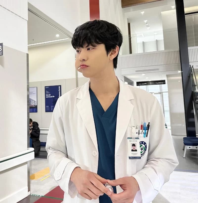 source|安孝燮IG