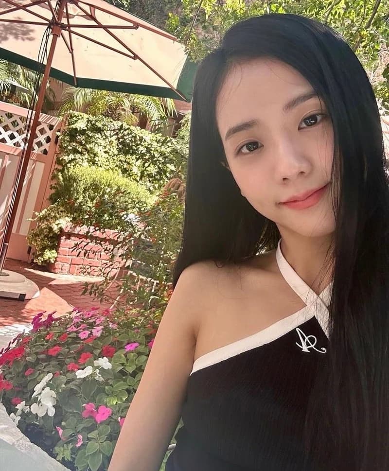 Image Source l sooyaaa__