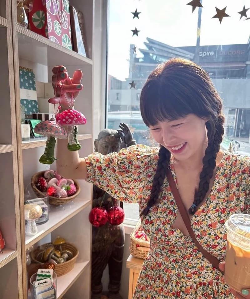 Image Source l hyunah_aa