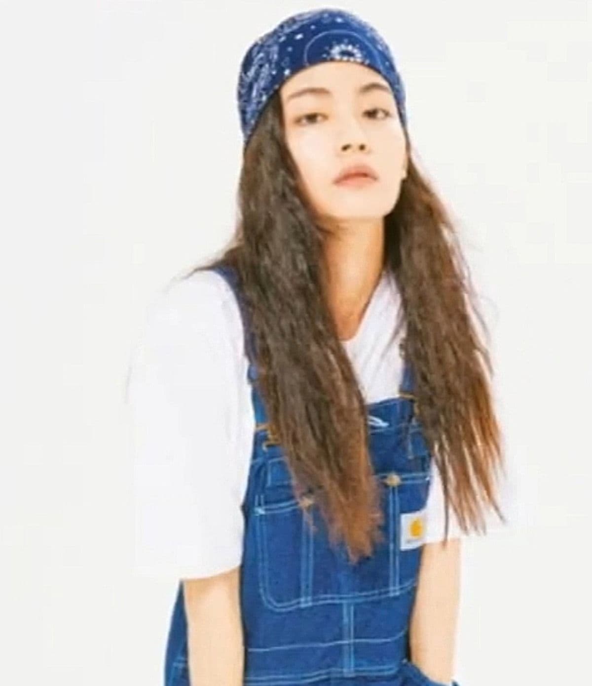 被說像BTS V的吳赫的模特兒老婆