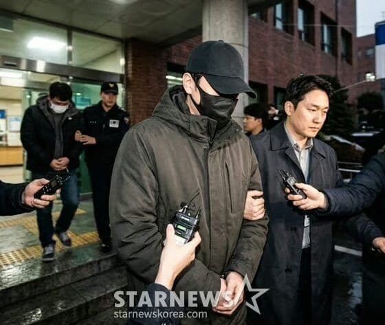 韓男歌手妻陷桃色爭議！遭爆收看男閨蜜偷拍私密片 疑還有多人受害
