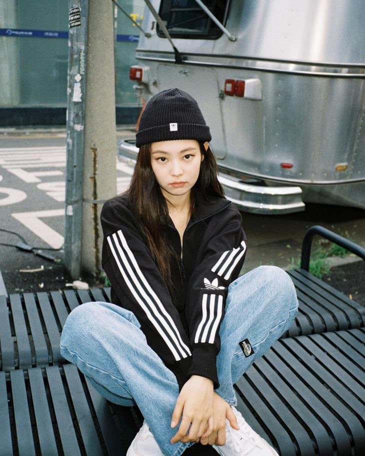 Instagram| jennierubyjane