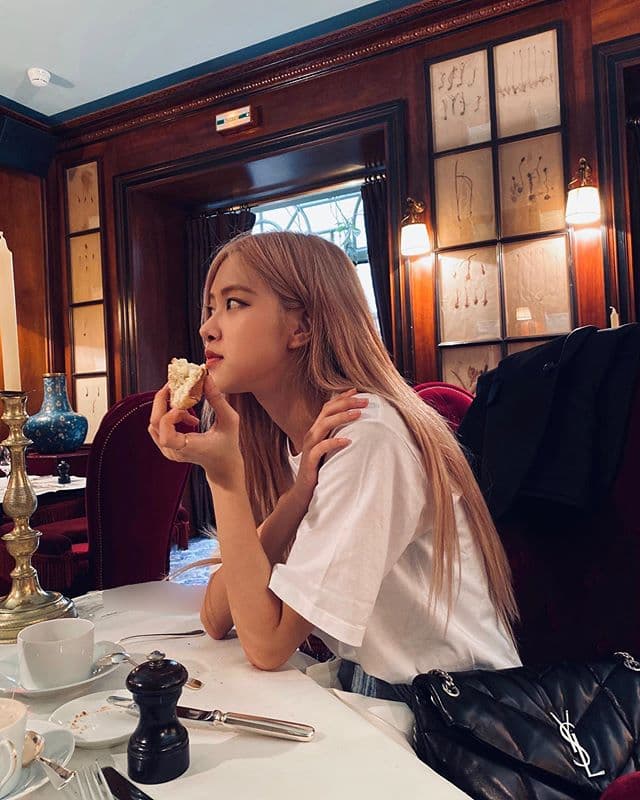 instagram | roses_are_rosie