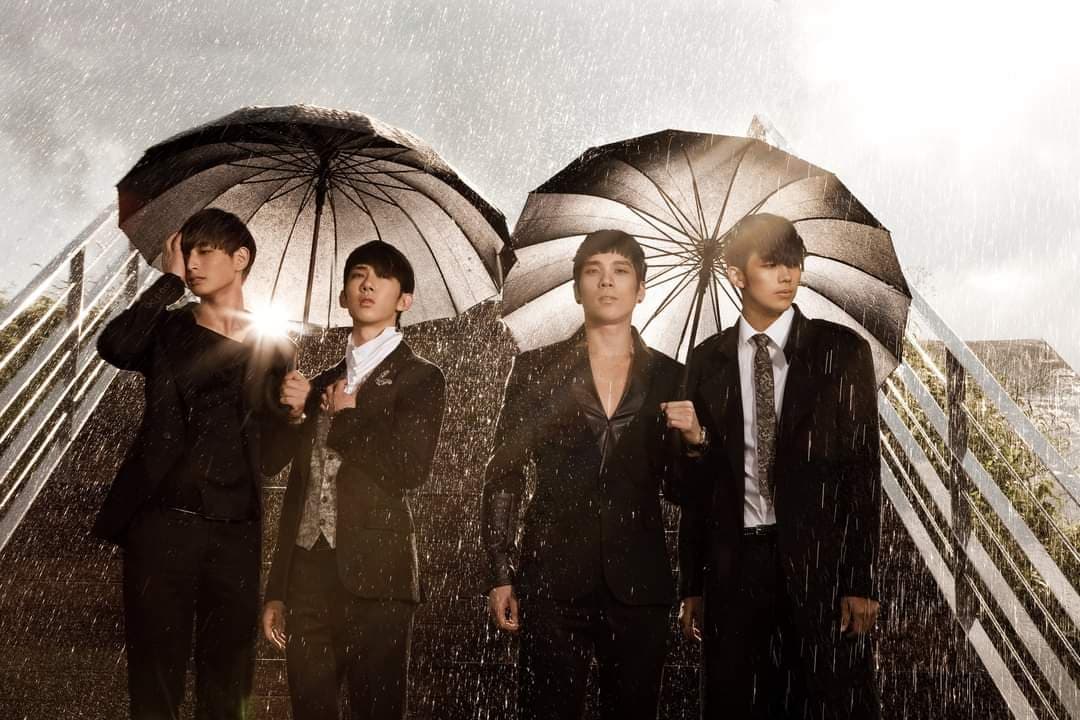 Facebook | 2AM