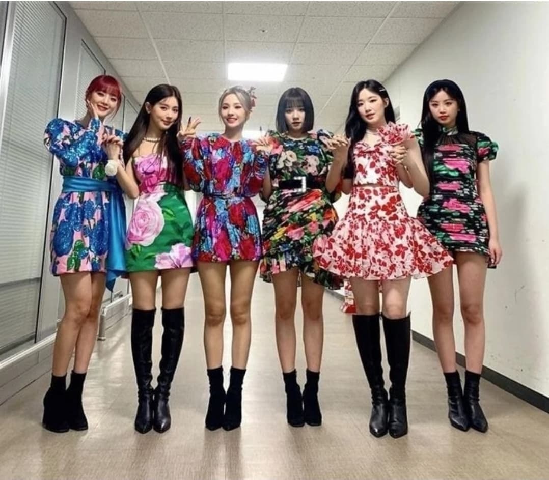 instagram | official_g_i_dle