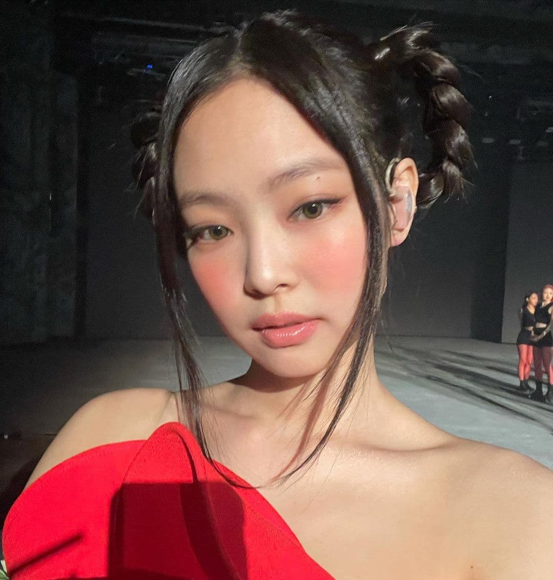 Image Source instagram | jennierubyjane