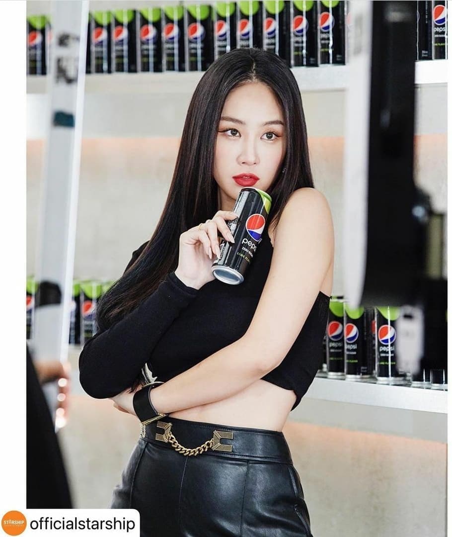 instagram | official_soyou