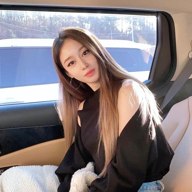 instagram | jiyeon2__