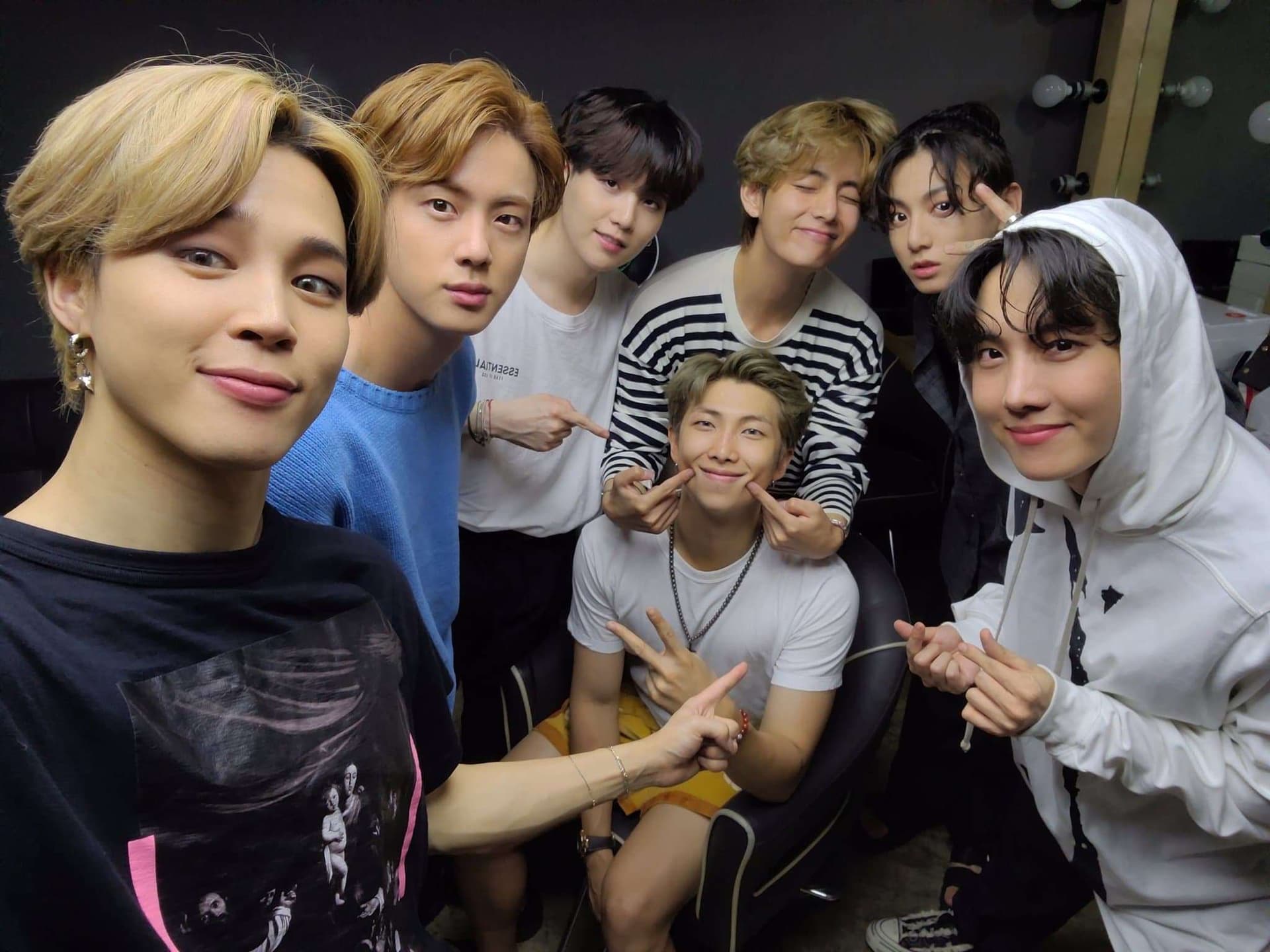 Twitter | BTS_twt