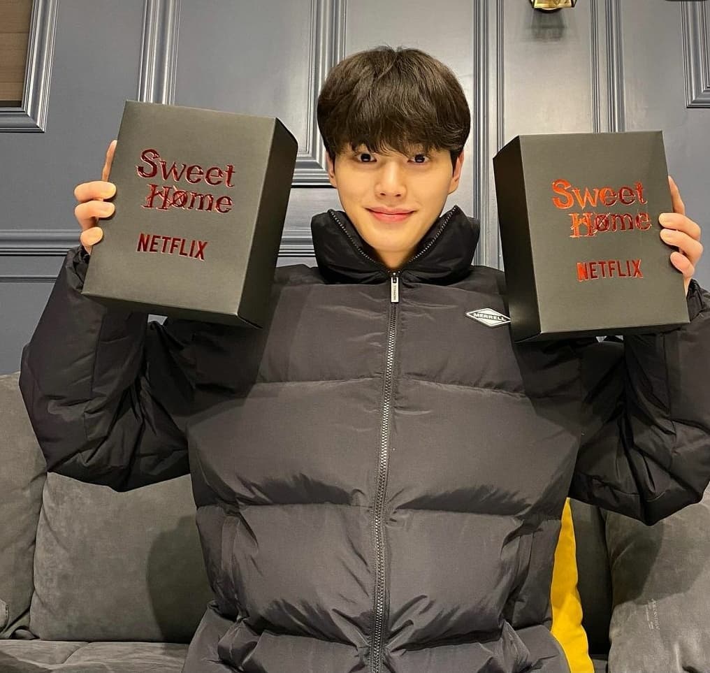 instagram | songkang_b