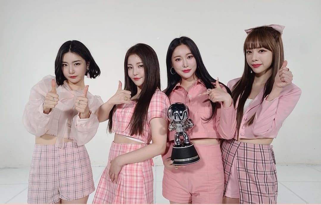 instagram | bravegirls.official