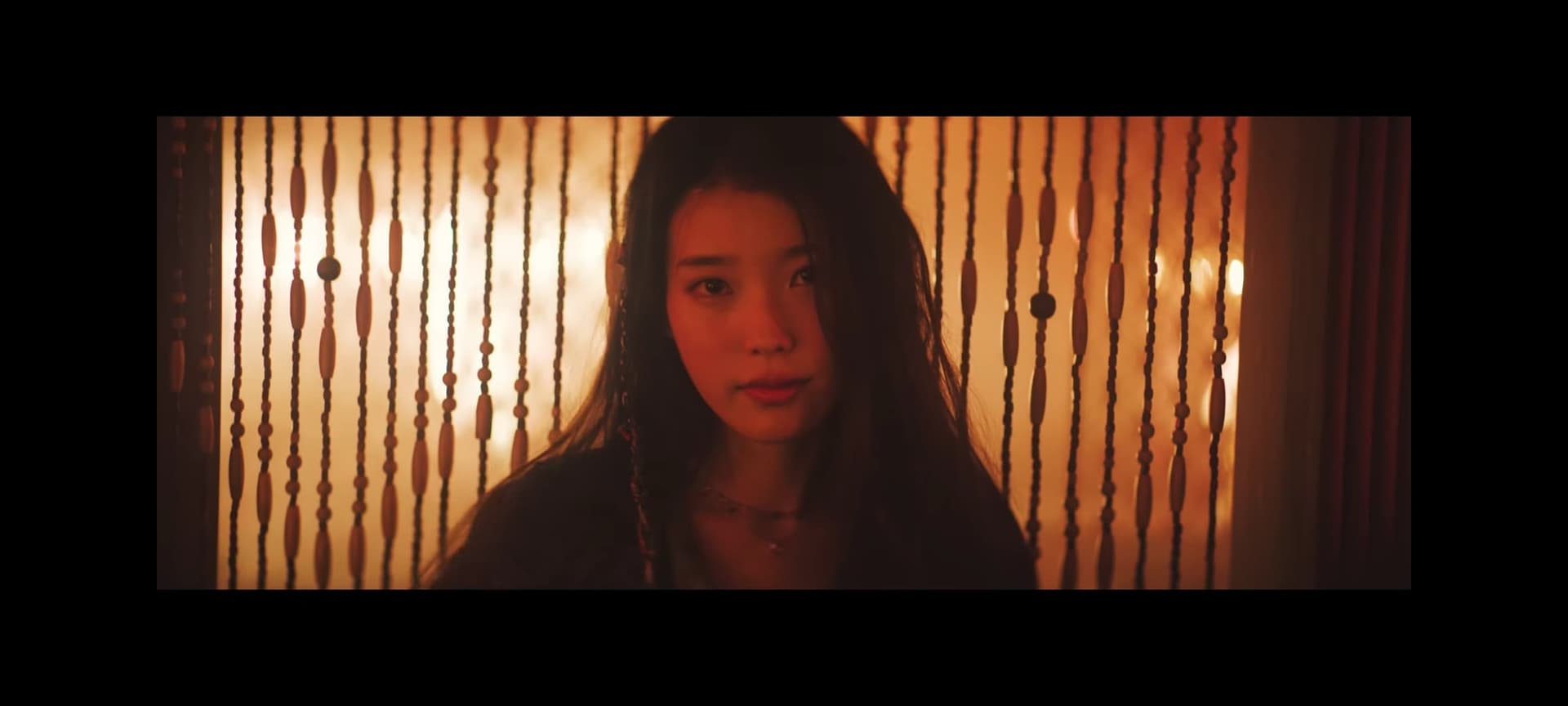 Youtube | 이지금 [IU Official]