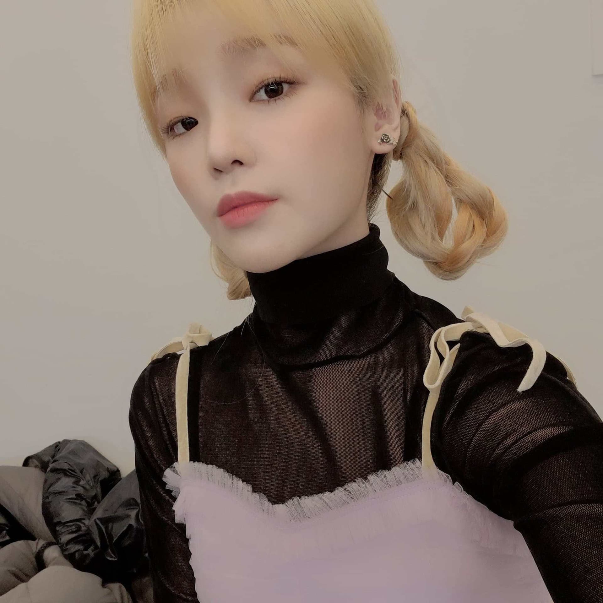 Twitter | wm_ohmygirl