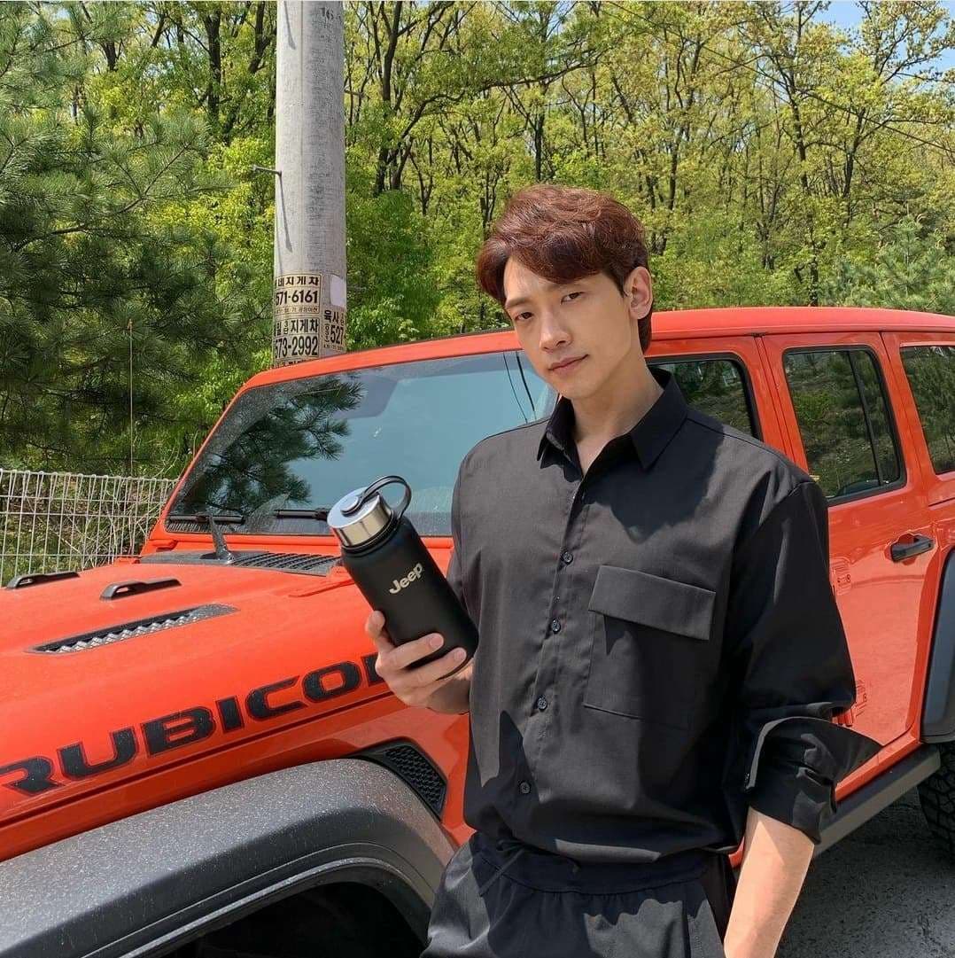 instagram | rain_oppa