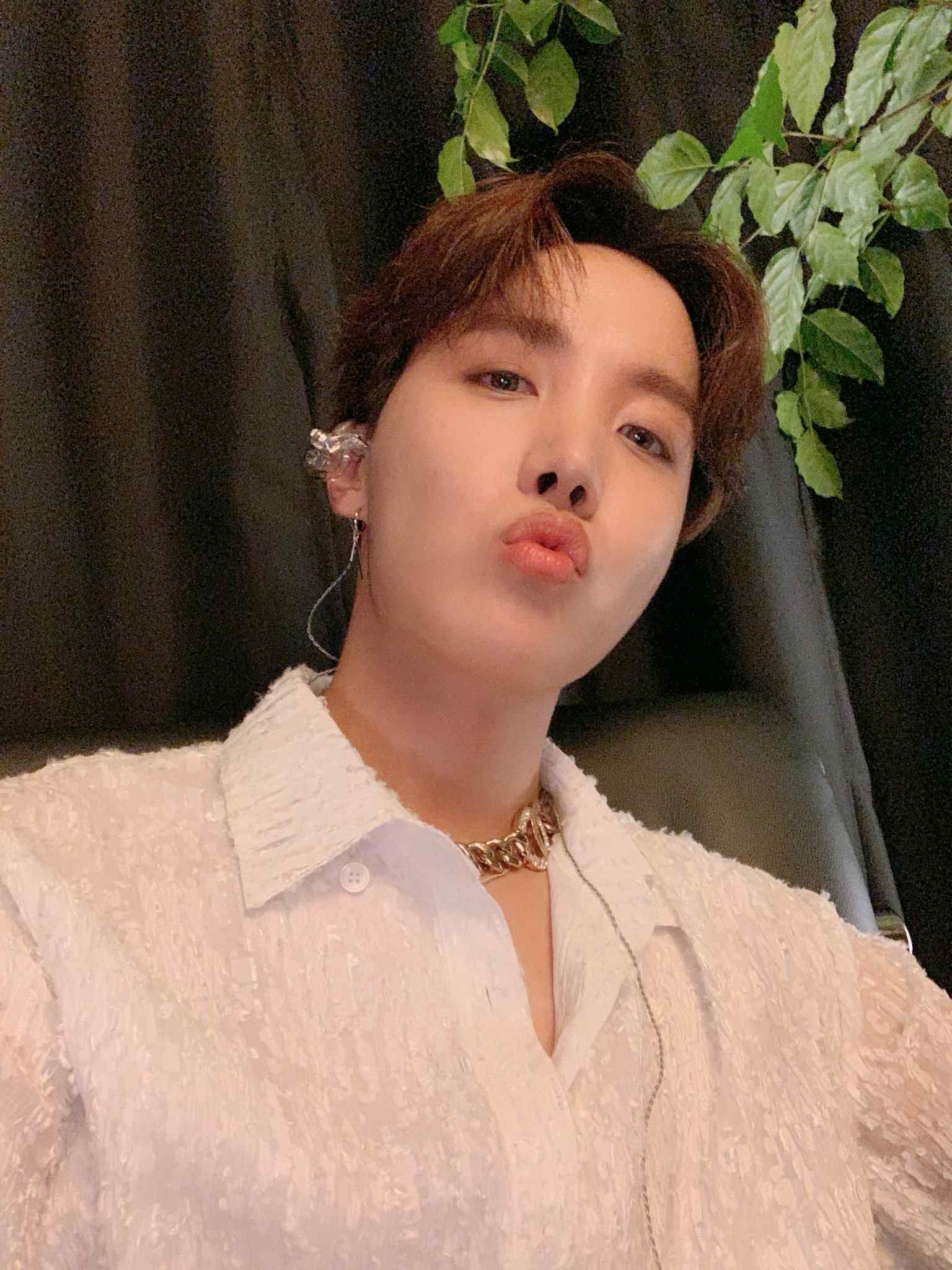 Image Source: twitter|BTS_twt