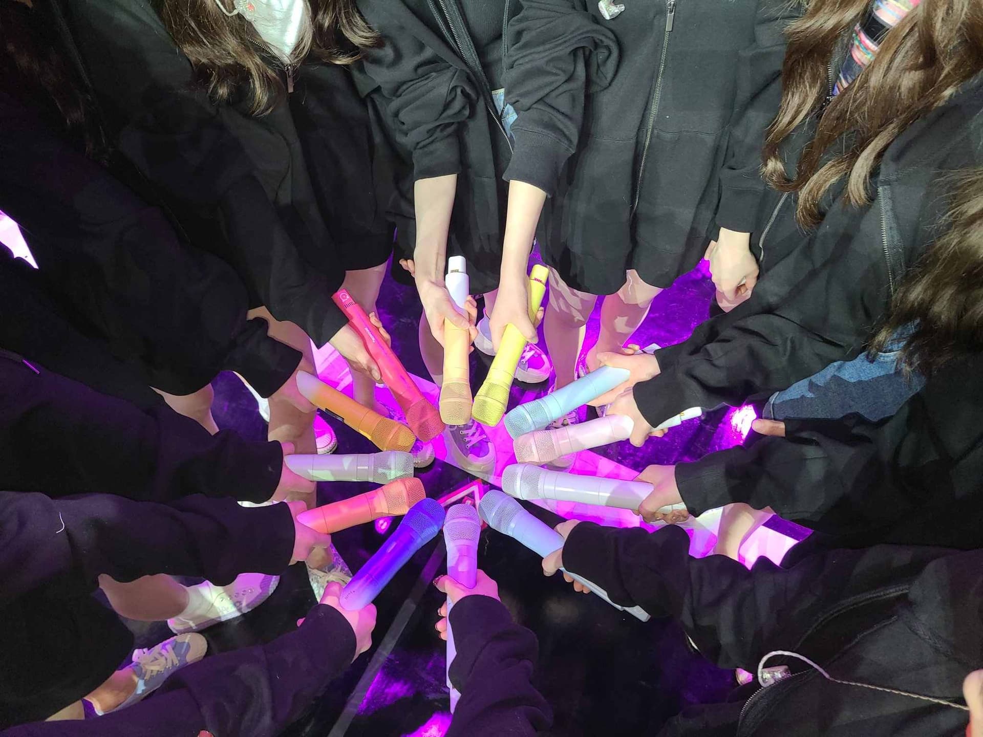 Image Source_twitter | official_izone