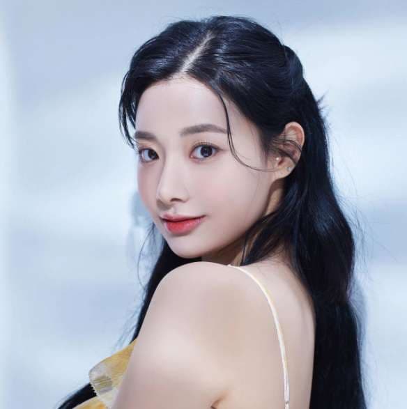 Image Source_Instagram | minyoung_aori