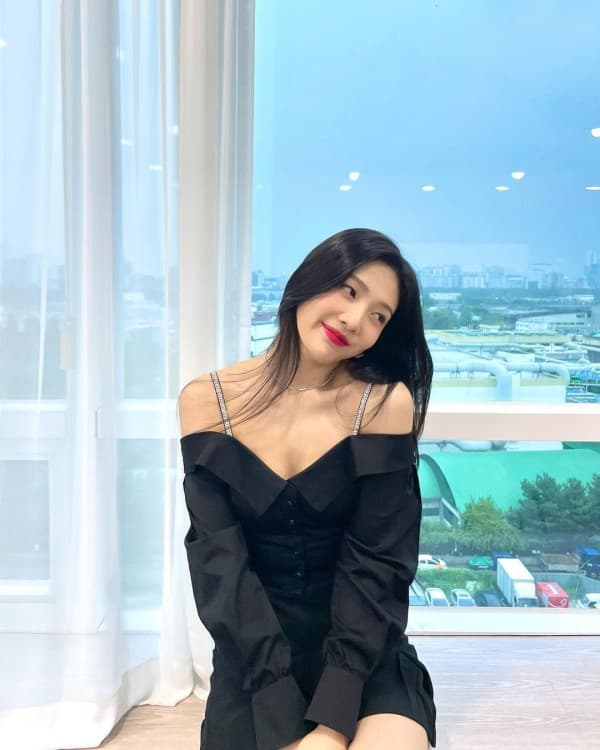 Image Source instagram | redvelvet.smtown