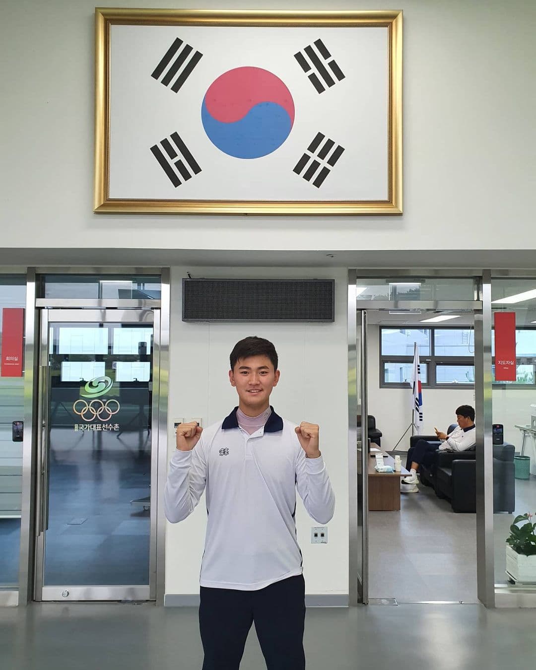 Image Source_Instagram | kim_je_deok_0412