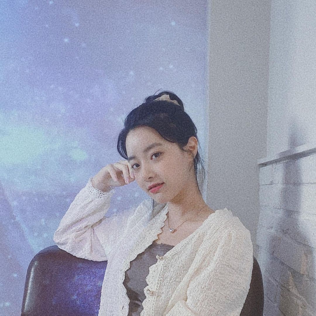 Image Source_Instagram | hyun.joo_lee