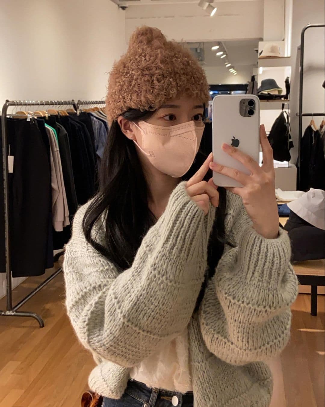 Image Source_Instagram | bh.e