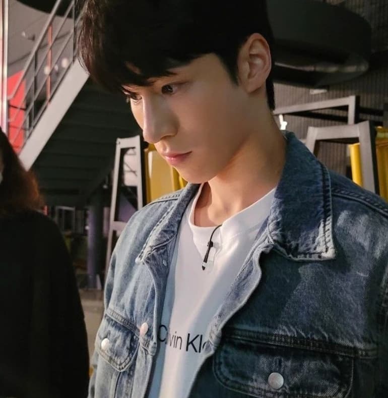 Image Source_Instagram | hwang_daeheon