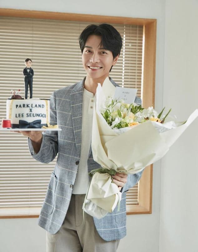 Image Source_Instagramㅣleeseunggi.official