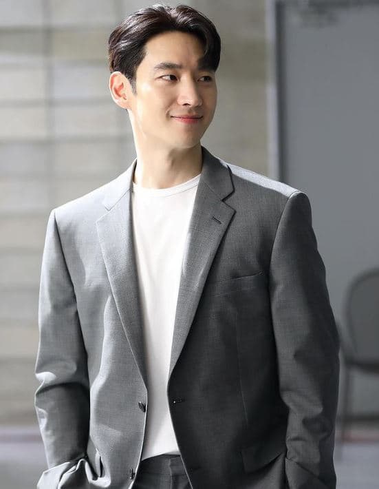 Image Source_Instagramㅣleejehoon_official